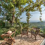 Dom wakacyjny 2 Bedroom Awesome In