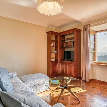 2 Bedroom Awesome In Priocca