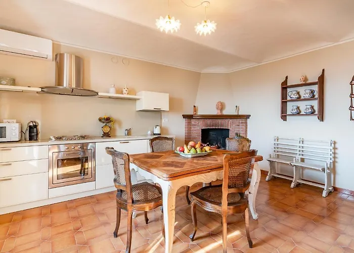 Feriehus 2 Bedroom Awesome In Priocca
